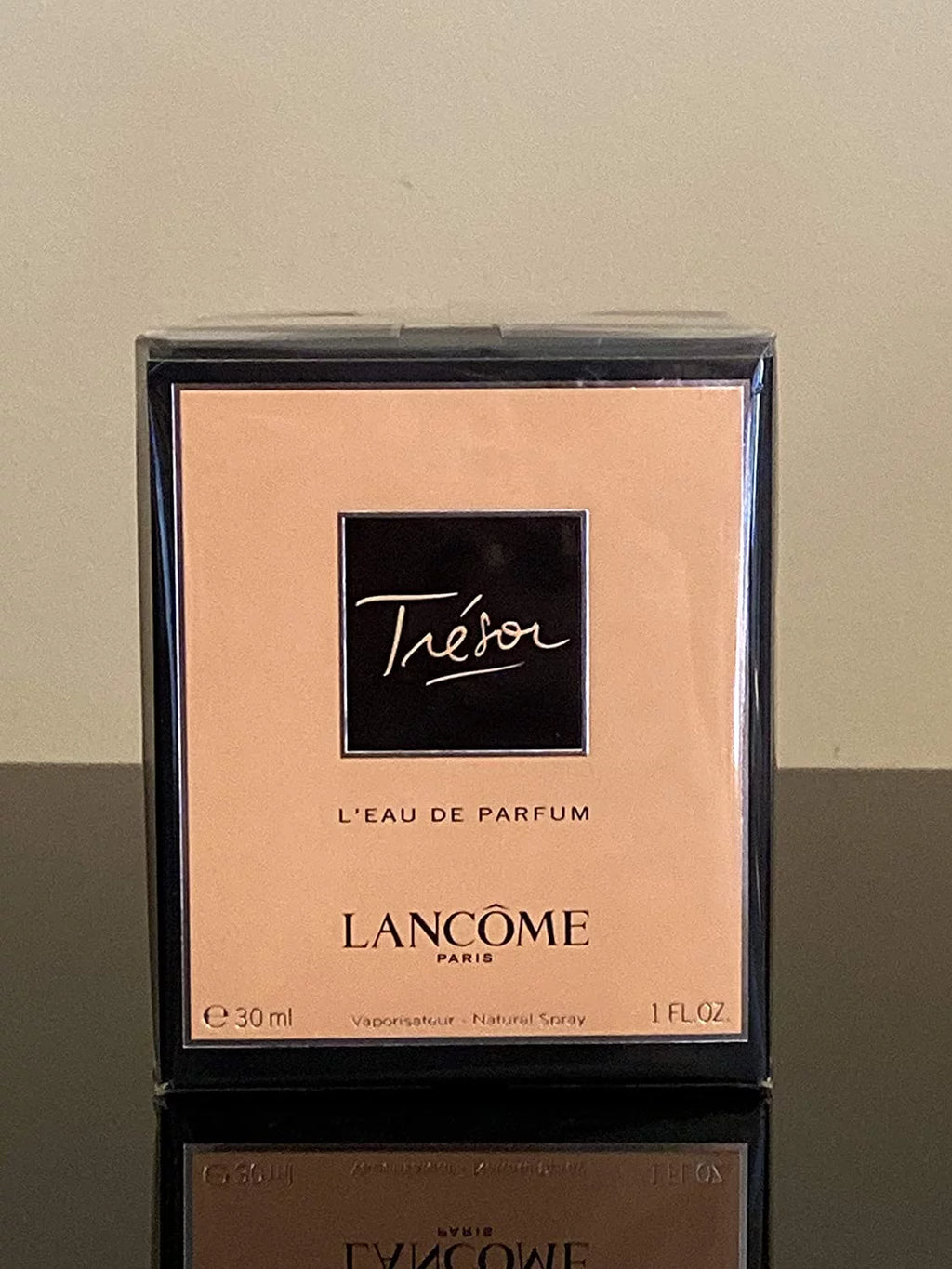 Eau De Parfum Spray 1 oz N226484
