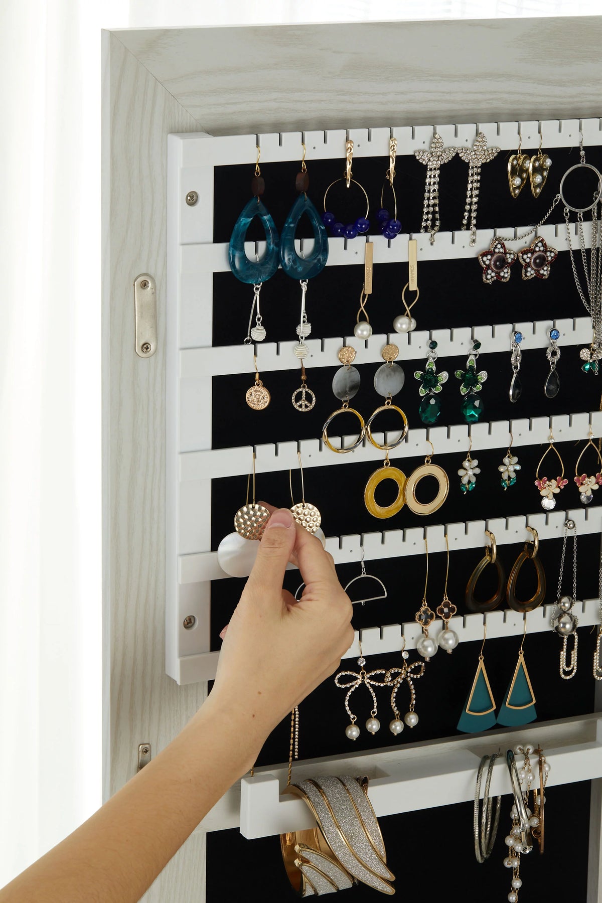 White Wall-Mounted Jewelry Cabinet with LED Lights N892