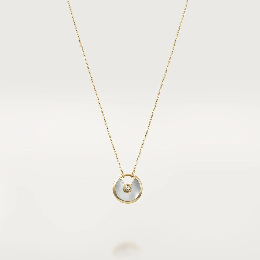 Amulet Necklace M4693