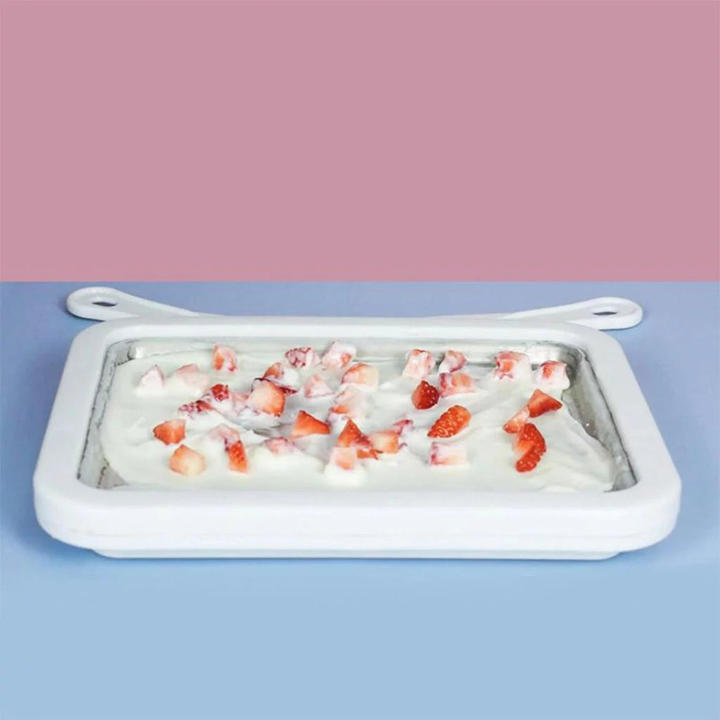 Rolled Pan with 2 Spatulas A396078