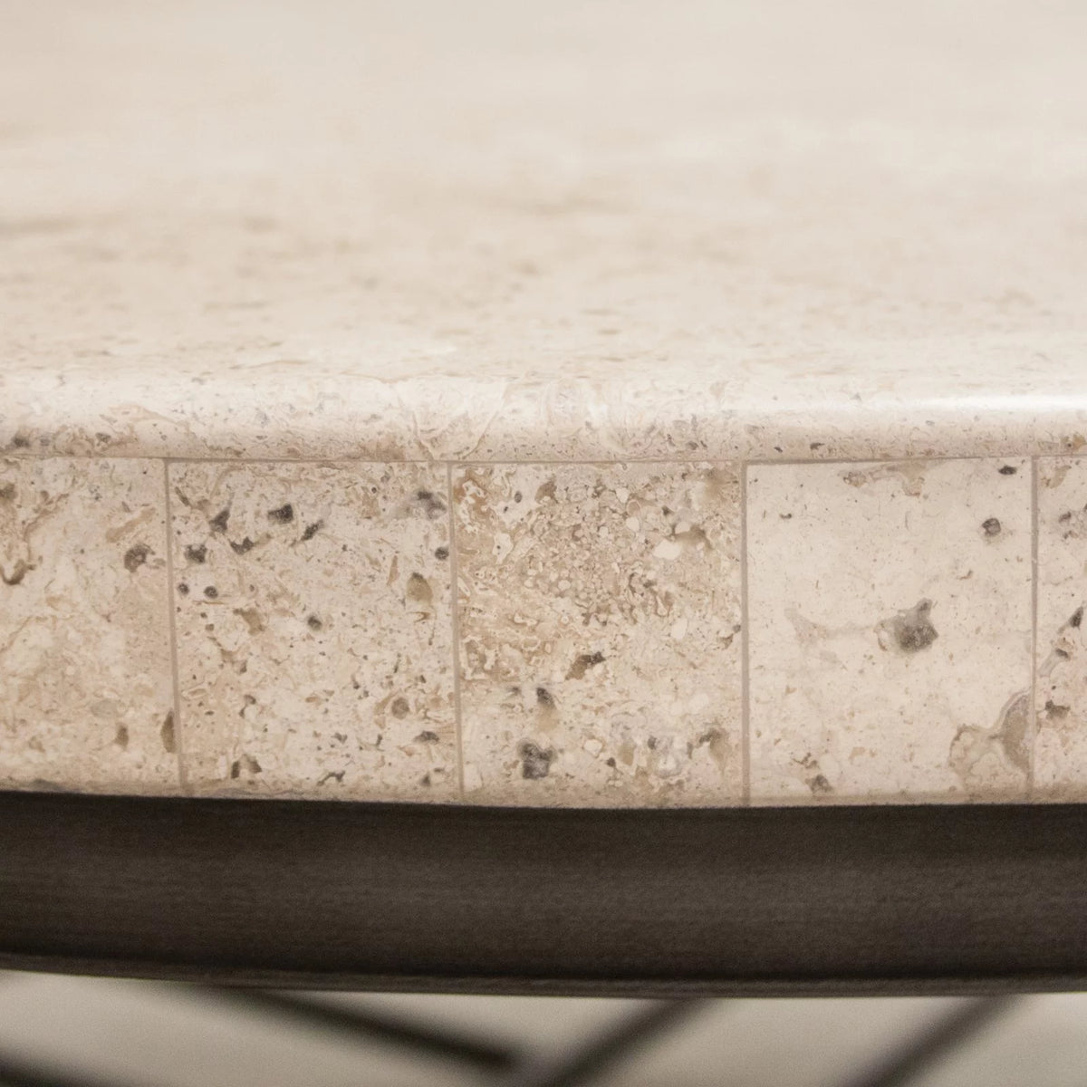 Round Coffee Table T929089