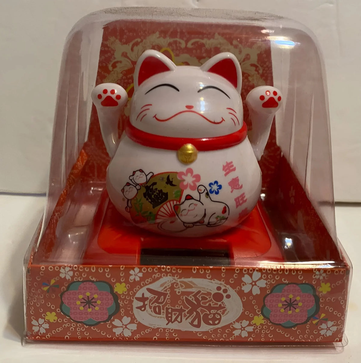 Solar Powered Dancing Toy Lucky Cat Waving Arm Maneki Neko 3 inch Set of 6 T30874