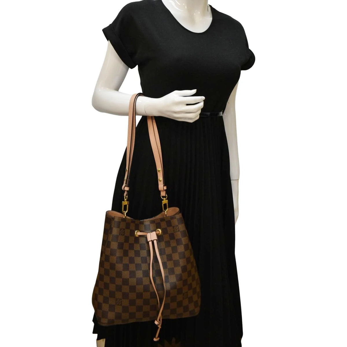 Pre-owned Monogram Canvas Shoulder Bag V275844