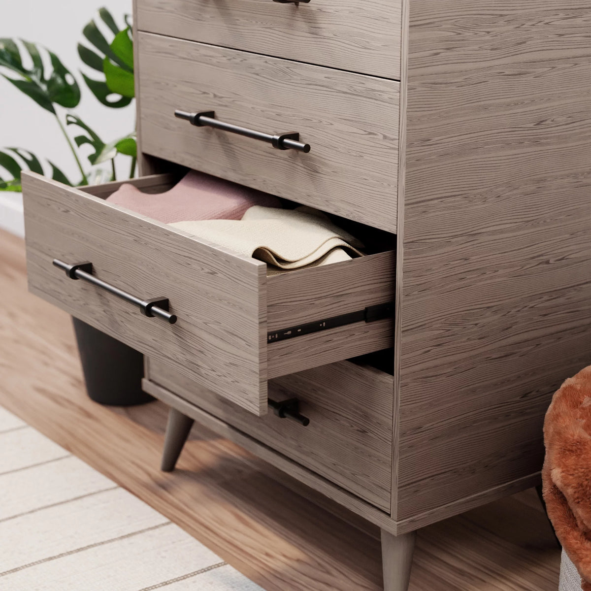 4 Drawer Wood Dresser B1103